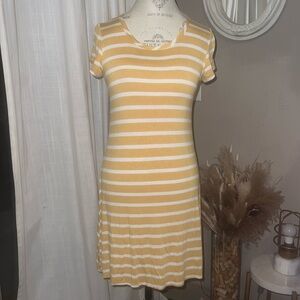 Olivia Rae yellow gold & white horizontal stripe casual dress shortsleeve Medium
